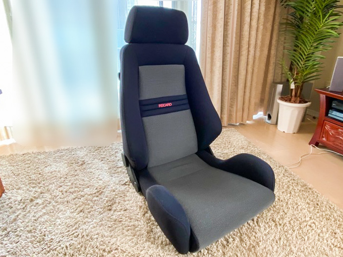 在宅ワーク用にrecaroシートのオフィスチェアを自作して導入 腰痛知らずで快適な在宅ワーク環境を実現です Oka P Official Blog